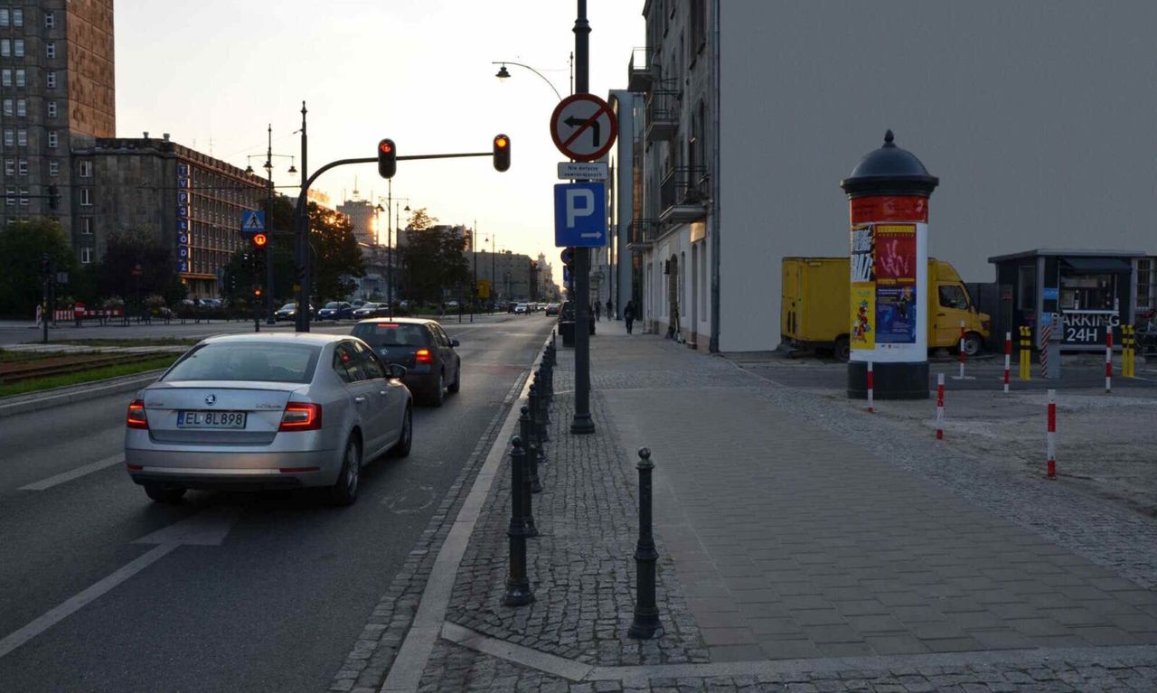Wjazd na parking Łódź-Centrum od ul. Narutowicza